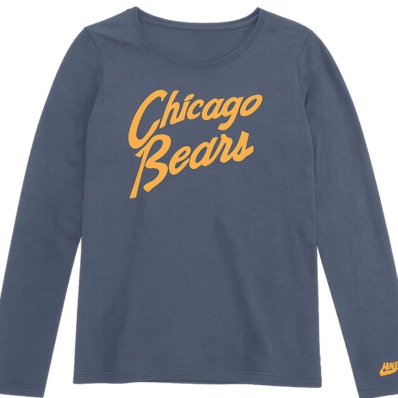 Nike Tops - Nike Women’s Long Sleeve Chicago Bears Blue Tee